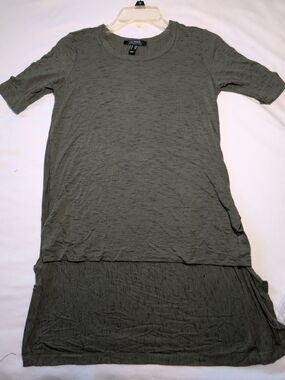 Lisa Rinna Collection Olive Short Sleeve Tunic